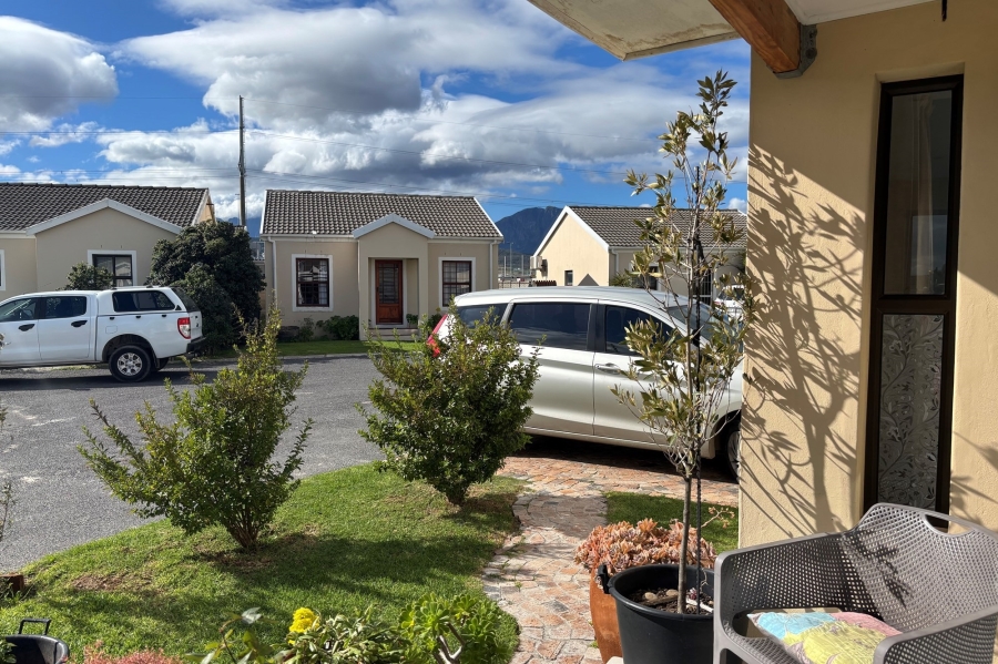 2 Bedroom Property for Sale in Guldenland Western Cape